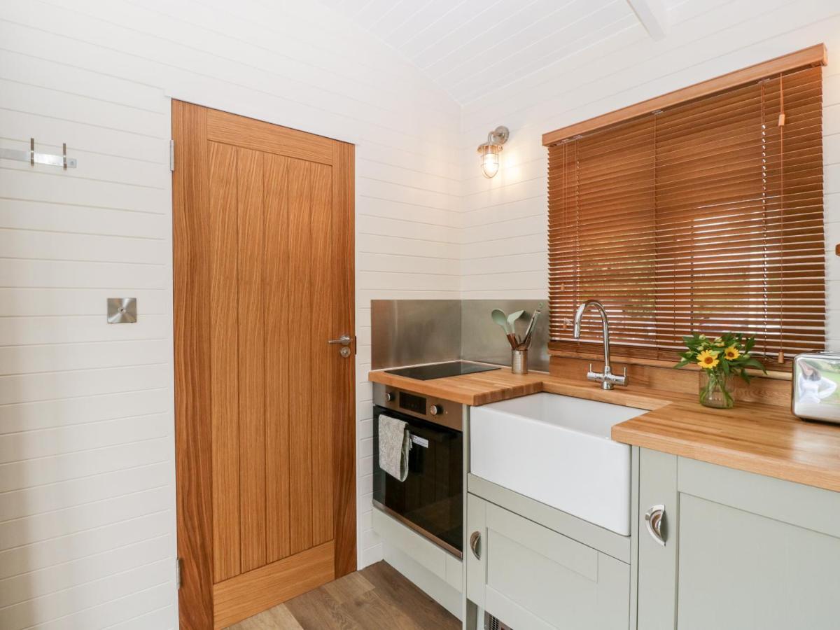 Hazel Vila Cirencester Exterior foto