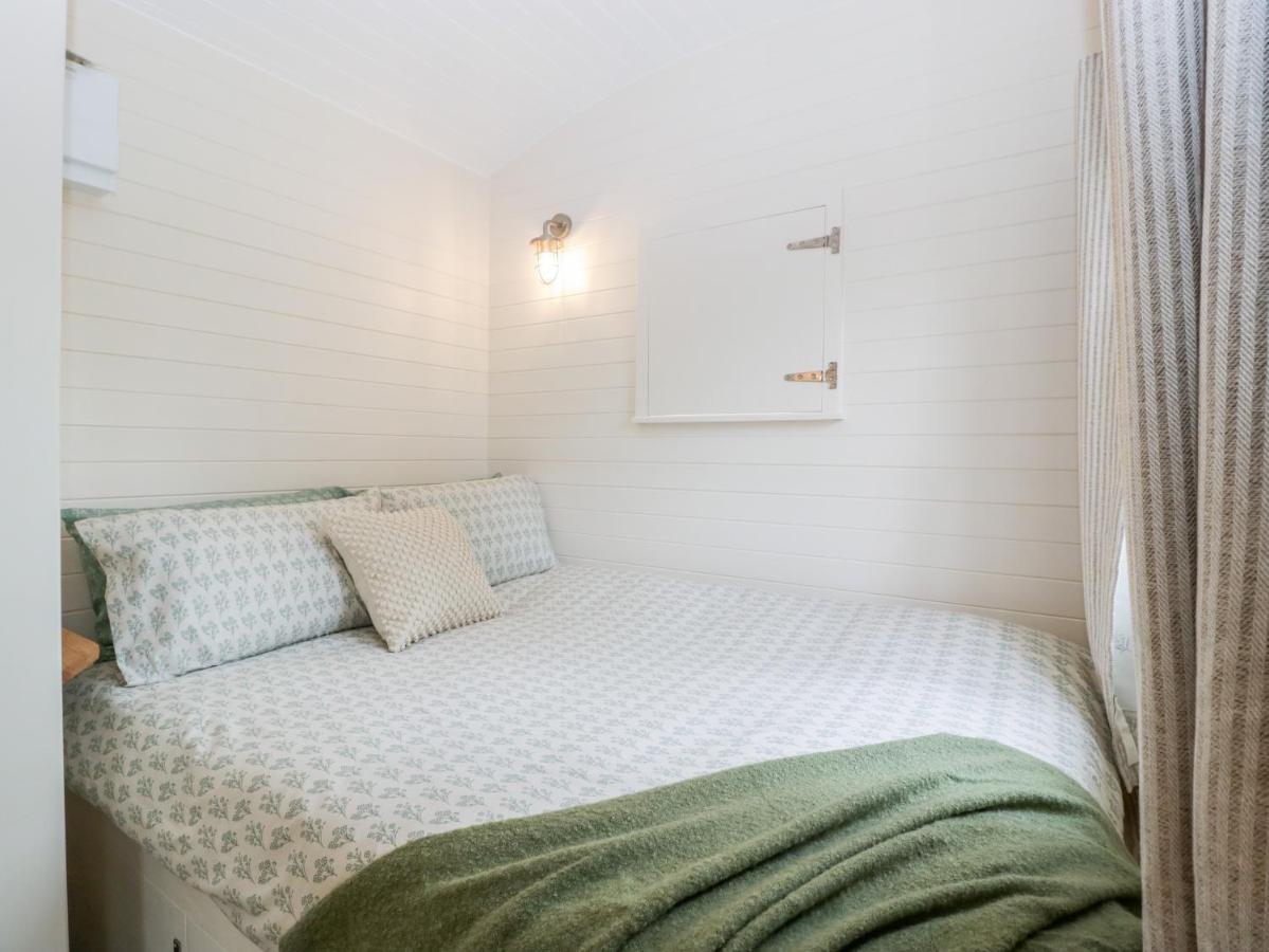 Hazel Vila Cirencester Exterior foto