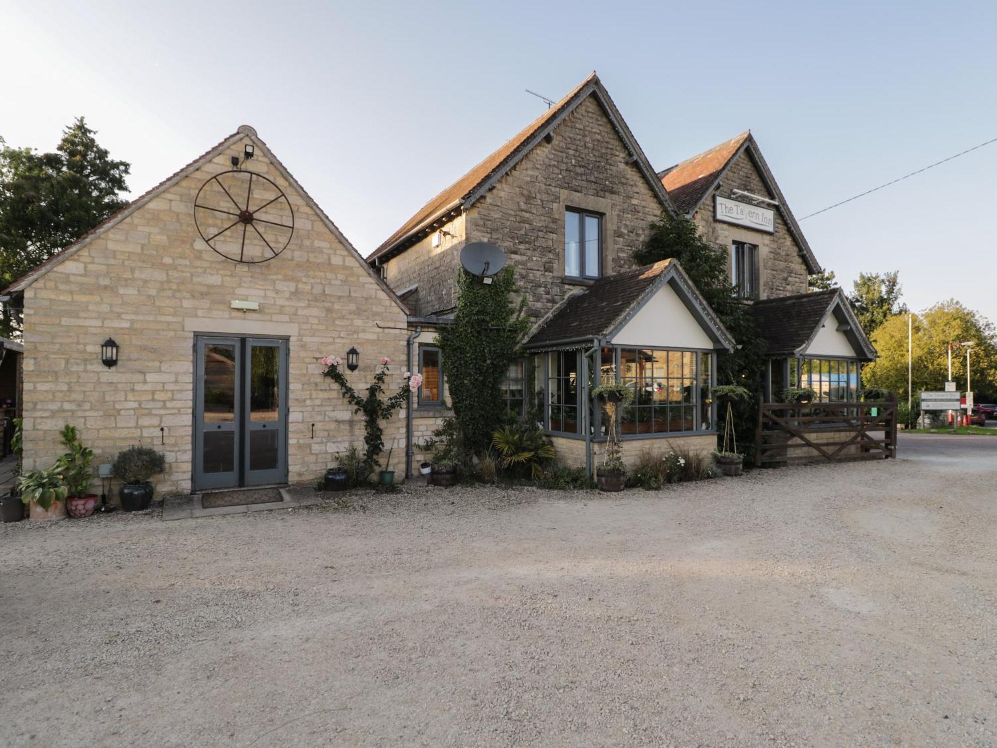 Hazel Vila Cirencester Exterior foto